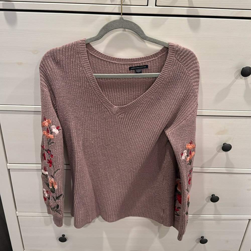 American eagle sweater
